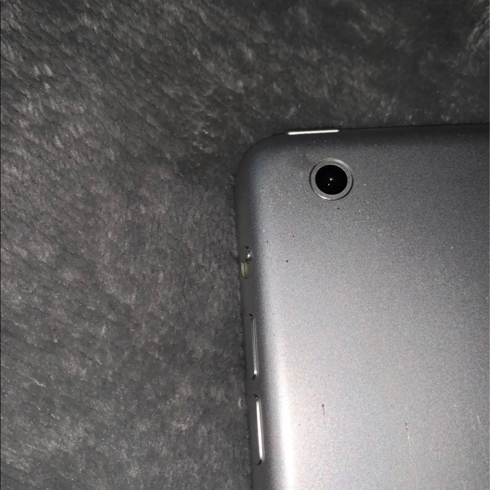 iPad Mini 1st Generation - Picture 5 of 12